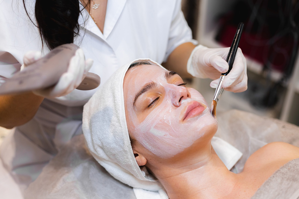 Your Sanctuary for Relaxation, Beauty, and Holistic Wellness